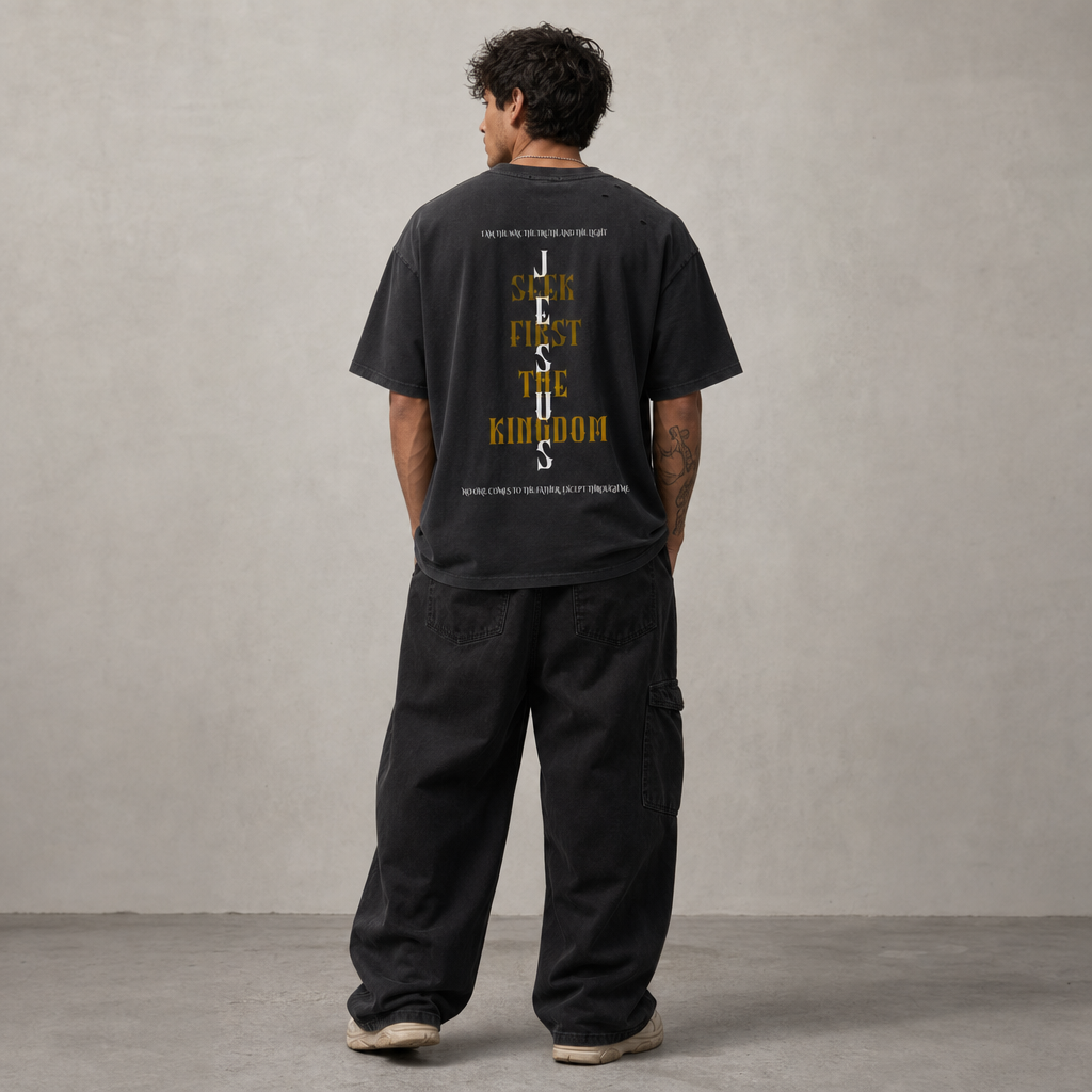 Seek the Kingdom Boxy Distressed